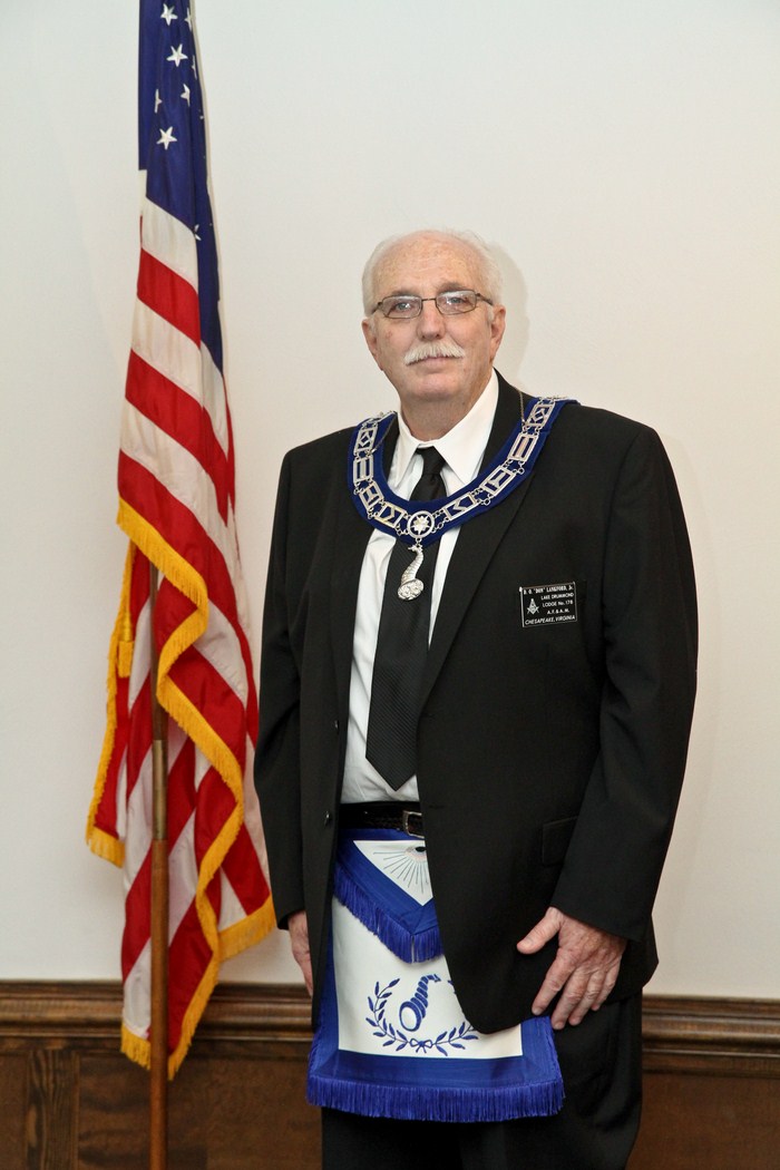 2013 Installation 102.jpg